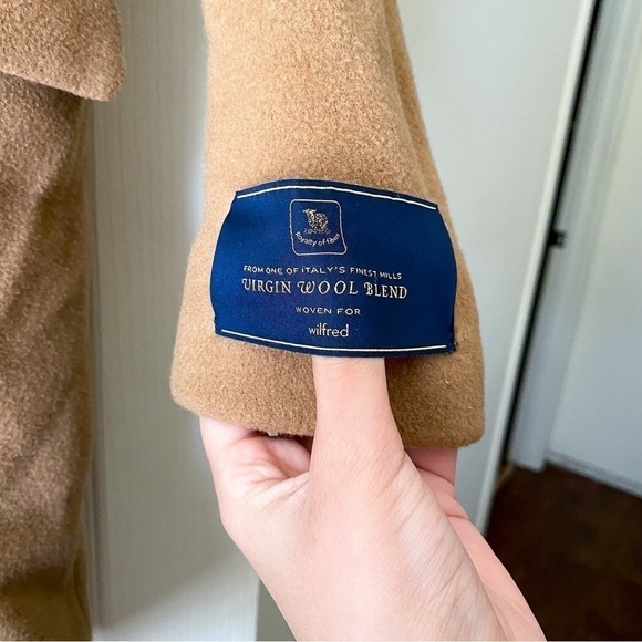 Aritzia Coat Lyon Double-Breasted Wool Italian Virgin Short 1 EUC - Picture 5 of 9